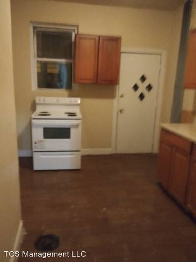 Main picture of 116 N Sickels St