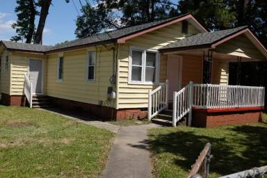 Main picture of 2010 Fuller St