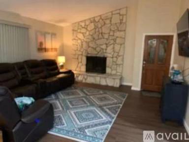 Main picture of 2519 Country Club Dr