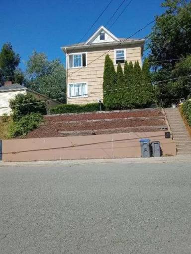 Main picture of 519 S Summit Ave