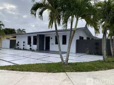 Main picture of 10360 SW 7th St