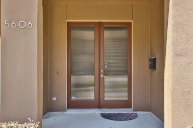 Main picture of 5606 Blossom St