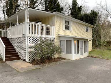 Main picture of 353 Hillside St