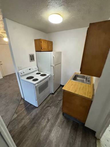 Main picture of 5058 Broadway Ave