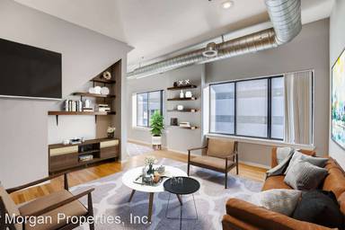 Main picture of 70 W 6th Ave