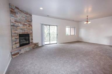 Main picture of 1060 Stratus Way