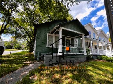 Main picture of 1719 Le Grand St