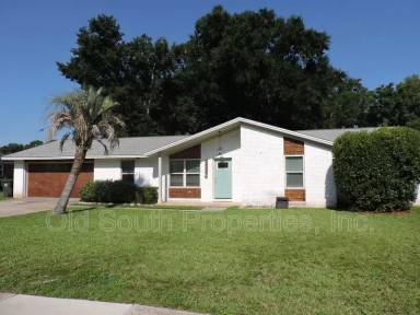 Main picture of 8235 Banberry Rd