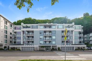 Main picture of 1639 Harbor Ave SW