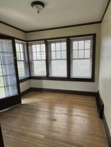 Main picture of 4908 W Oklahoma Ave
