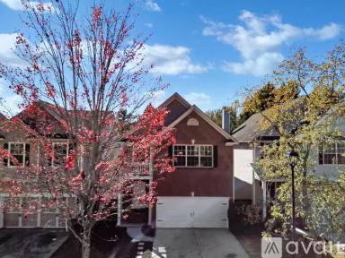 Main picture of 732 Shadow Lake Dr