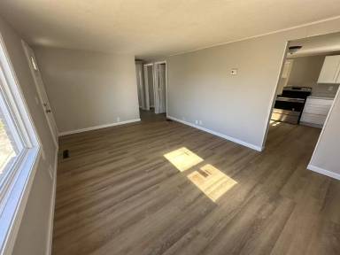 Main picture of 2212 N Waugh St