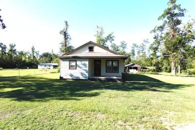 Main picture of 2439 Fillmore Dr