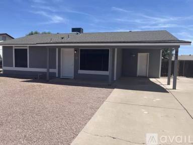 Main picture of 823 W Palomino Dr