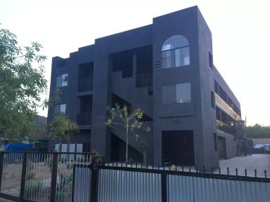Main picture of 260 S Avenue 55
