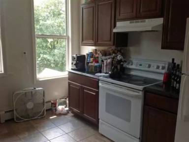 Main picture of 250 Hope St