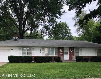 Main picture of 6912 E 102nd St