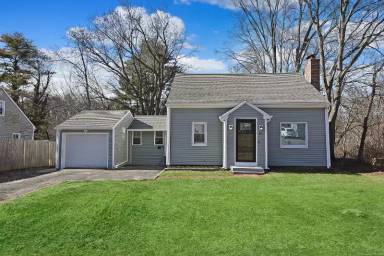 Main picture of 57 Collins Rd