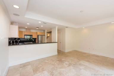 Main picture of 3168 Ohio St