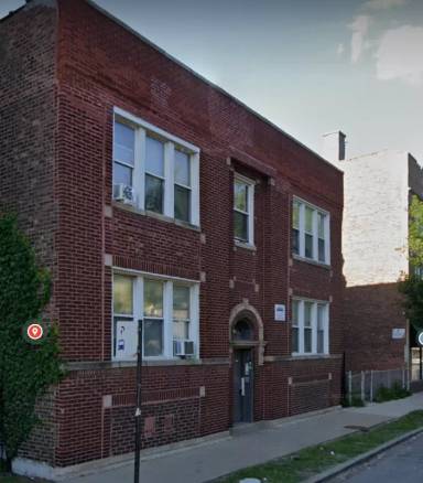 Main picture of 610 E 71st St
