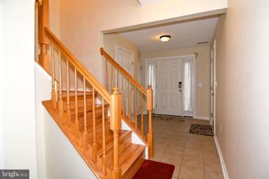 Main picture of 25445 Carberry Dr