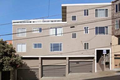 Main picture of 4640 Balboa St