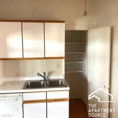 Main picture of 4255 N Winchester Ave