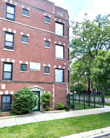 Main picture of 6901-17 S Paxton Ave & 2211-17 E 69th St Apartments
