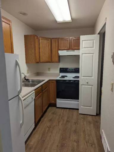 Main picture of 1660 N 5th St