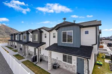 Main picture of 848 E 250 N