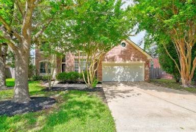 Main picture of 10216 Peekston Dr