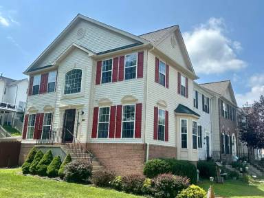 Main picture of 542 Kirkcaldy Way