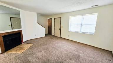 Main picture of 4827 Farber Row