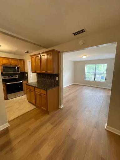 Main picture of 5247 Cleveland Rd