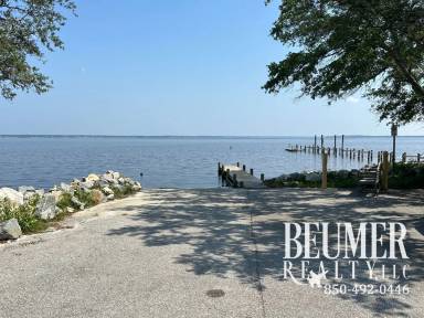 Main picture of 5791 Coronada Blvd