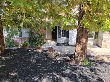 Main picture of 3107 Stanford Ln
