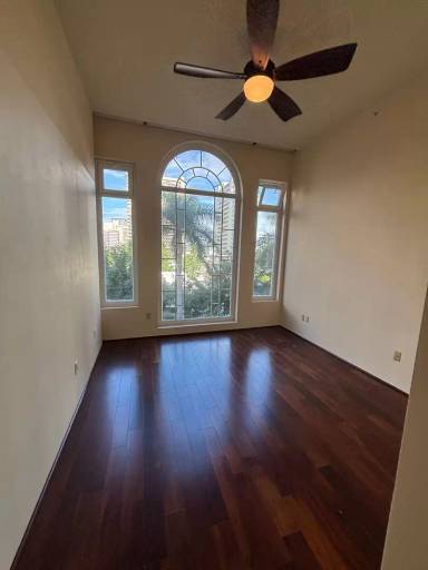 Main picture of 427 Launiu St