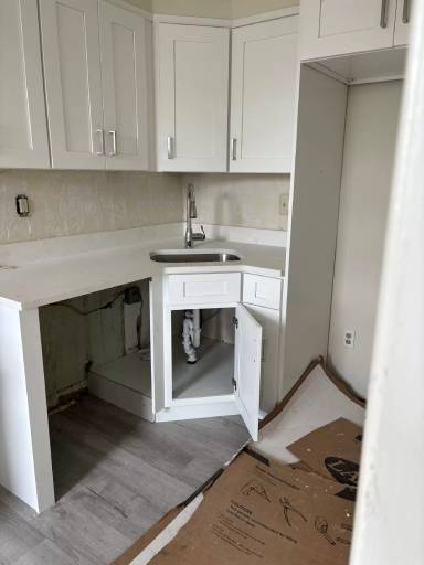 Main picture of 2258 S Harwood