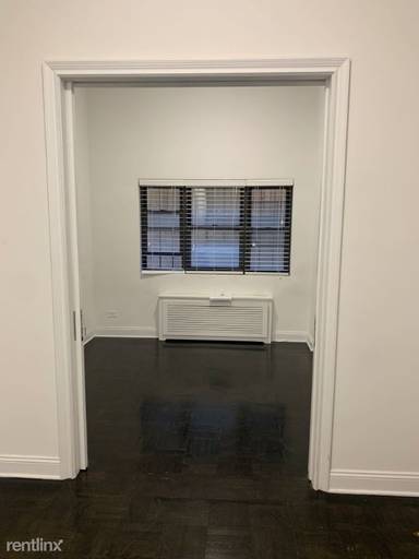 Main picture of 165 E 35th St Apartments