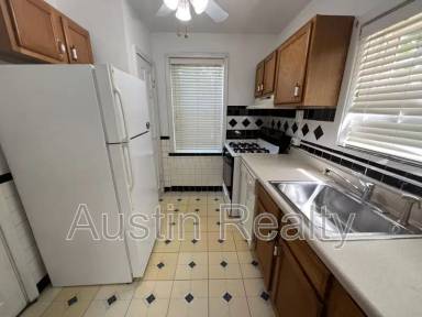Main picture of 7754 Wise Ave
