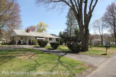 Main picture of 2057 Hartford Tpke