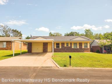 Main picture of 1505 Fieldstone Ln