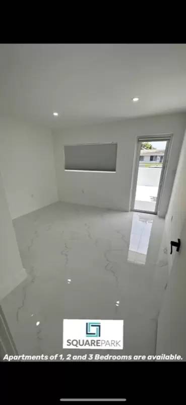 Main picture of 2174 NE 170th St