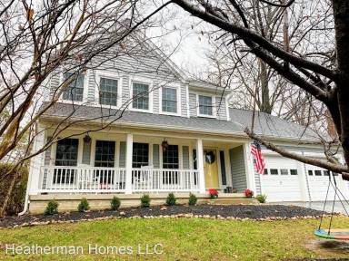 Main picture of 31 Puritan Pl