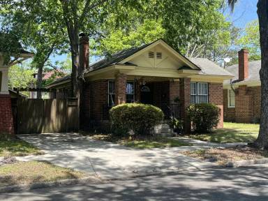 Main picture of 730 E 36th St