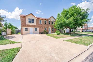 Main picture of 5011 White Rock Dr