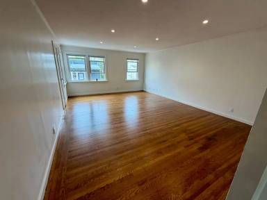 Main picture of 334 19th Ave