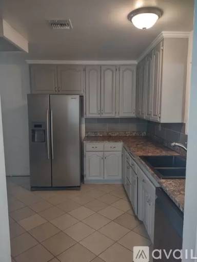 Main picture of 7743 Shadyglade Ln