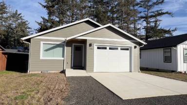 Main picture of 1340 13th Ave