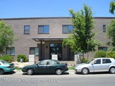 Main picture of 2001 Gold Ave SE